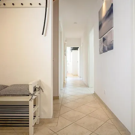 Grosser Strandlaeufer Tatil Evi